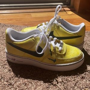 Brand new, Boys size 6Y or 7.5 women’s